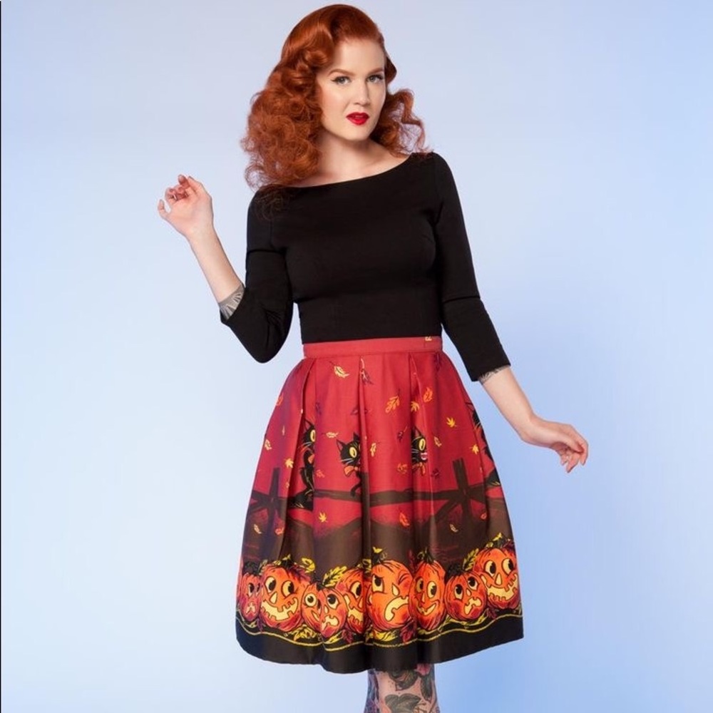 Cats and Lanterns Spooky Skirt!